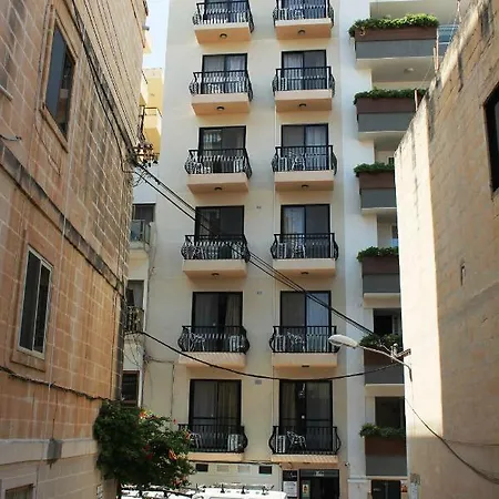 Seashells 2 Bedroom With Sunny Terrace With Stunning Sea Views - By Getawaysmalta סיינט פול ביי