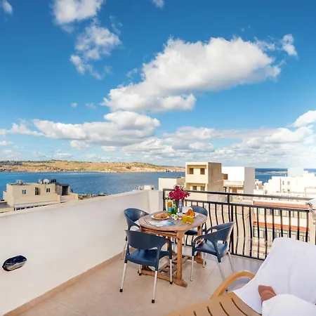 Seashells 2 Bedroom With Sunny Terrace With Stunning Sea Views - By Getawaysmalta
