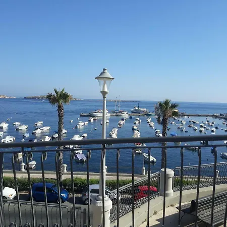 Apartment Seashells 2 Bedroom With Sunny Terrace With Stunning Sea Views - By Getawaysmalta
