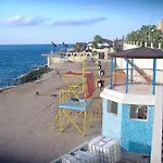 Апартаменты Seashells 2 Bedroom With Sunny Terrace With Stunning Sea Views - By Getawaysmalta Сент-Полс-Бей