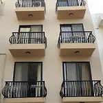 Seashells 2 Bedroom With Sunny Terrace With Stunning Sea Views - By Getawaysmalta