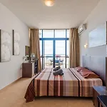 Seashells 2 Bedroom With Sunny Terrace With Stunning Sea Views - By Getawaysmalta *