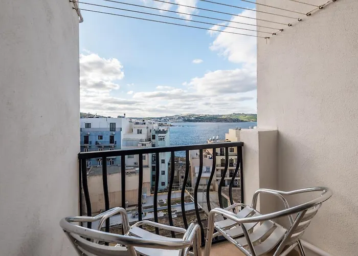 Seashells 2 Bedroom With Sunny Terrace With Stunning Sea Views - By Getawaysmalta