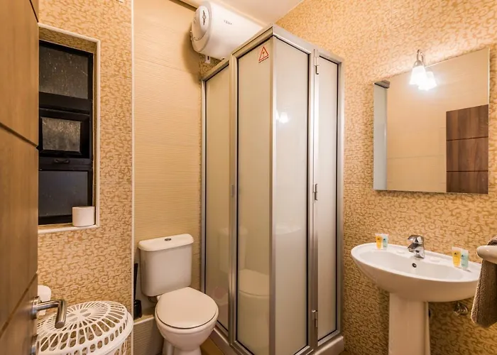 Seashells 2 Bedroom With Sunny Terrace With Stunning Sea Views - By Getawaysmalta * 圣保罗湾城